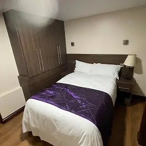 Plumstead Nky En-suite Guest house