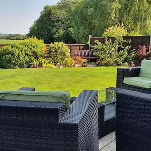 Cambridge Annex: Private Self-contained Near Attractions Guest house
