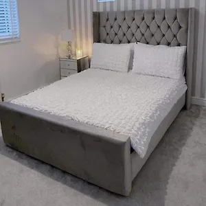 Stylish Furnished In Barking Centre Bed & Breakfast